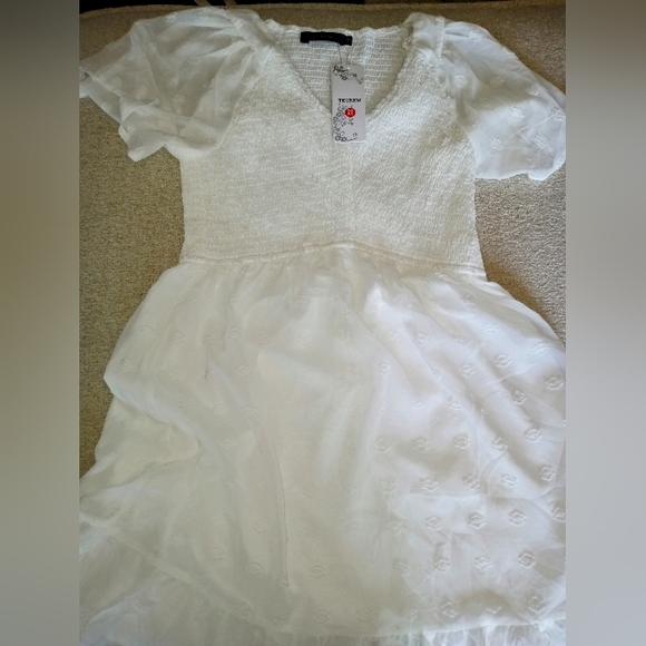 NWT, Women's Dress, Size Medium - Picture 2 of 2